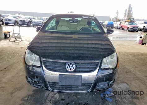 2009 Volkswagen Eos Lux z USA, uszkodzony, nr VIN WVWFA71F99V021397